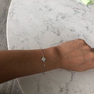 Small pendant Van Cleese bracelet